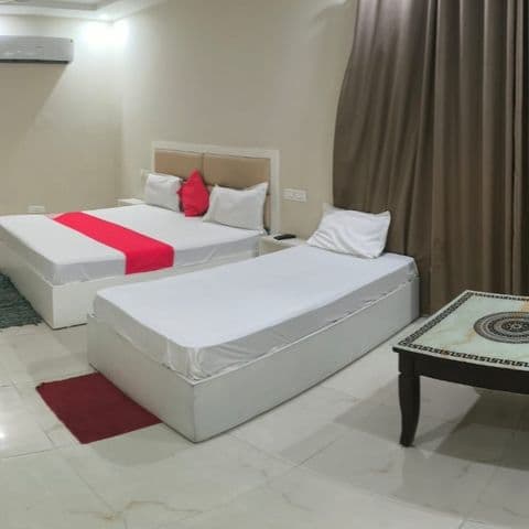 Standard Family room image 1