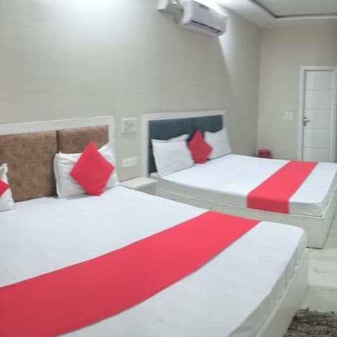 Family room image 2